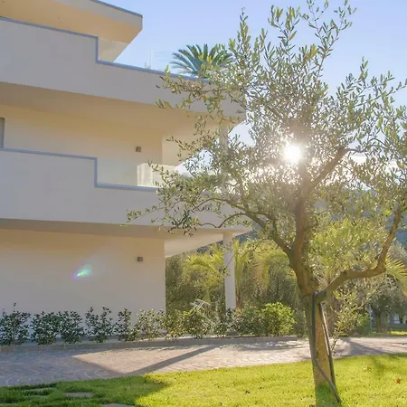 Apartment Garda Living Apartments Riva Del Garda Riva del Garda